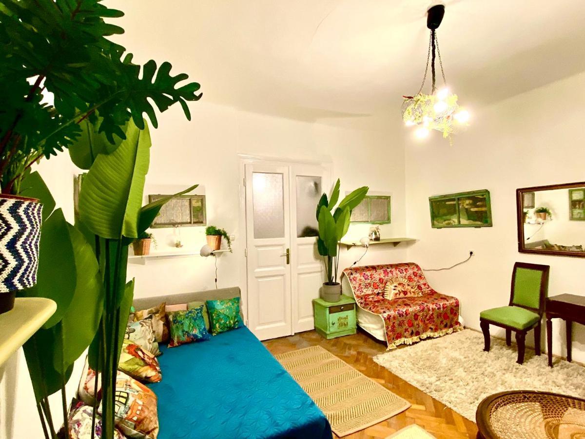 Arty Studio Flat At Center Budapesta