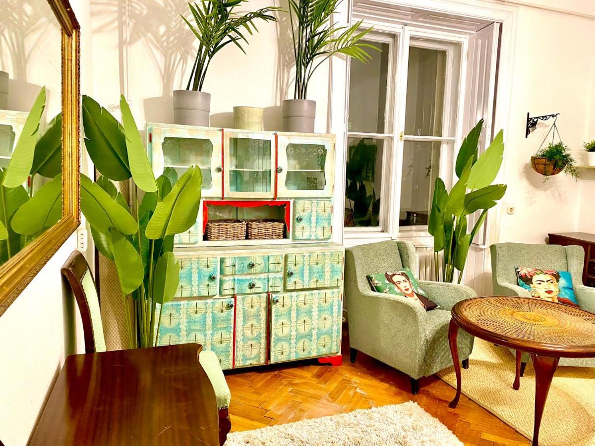 Arty Studio Flat At Center Apartamento *